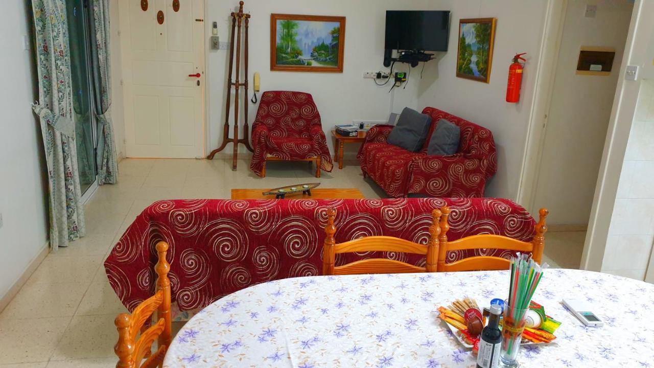 Astrofegia Apartments Near The Sea Agia Marina  외부 사진