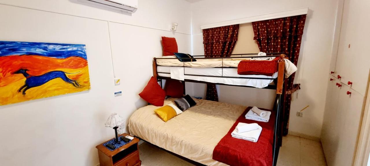 Astrofegia Apartments Near The Sea Agia Marina  외부 사진