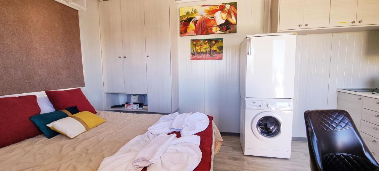 Astrofegia Apartments Near The Sea Agia Marina  외부 사진