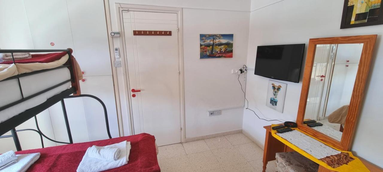 Astrofegia Apartments Near The Sea Agia Marina  외부 사진
