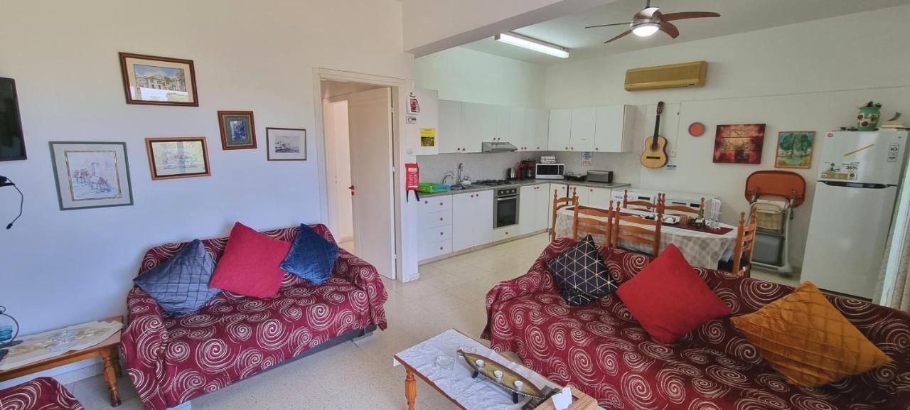 Astrofegia Apartments Near The Sea Agia Marina  외부 사진
